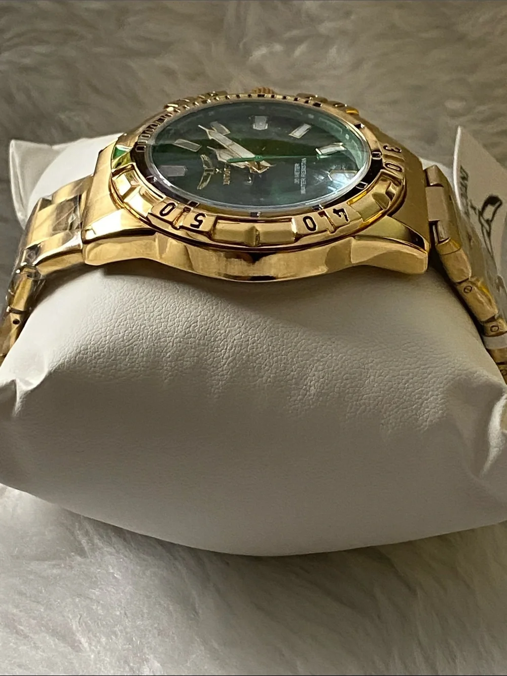 NEW Invicta Specialty Gold Watch with Green Dial. Men’s Watch, 42 mm